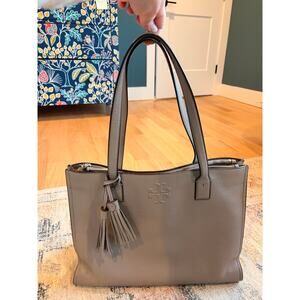 Tory Burch Thea Leather Tote Shoulder Bag French Gray EXCELLENT Condition